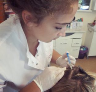 Лечение выпадения волос у женщин мезотерапия